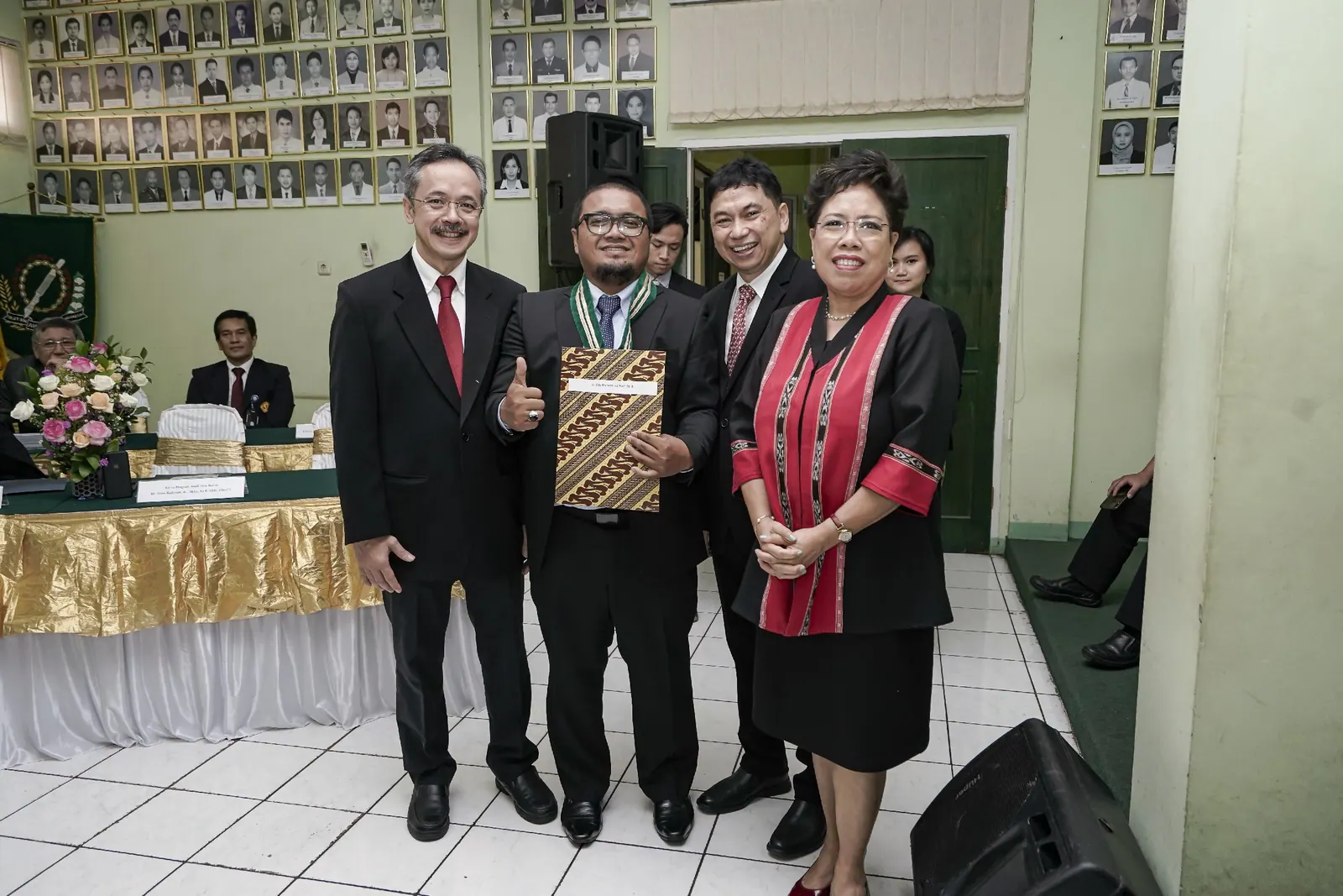 Syukuran Kelulusan dan Penyerahan BREVET Dokter Spesialis Bedah Fakultas Kedokteran UNPAD — foto 1